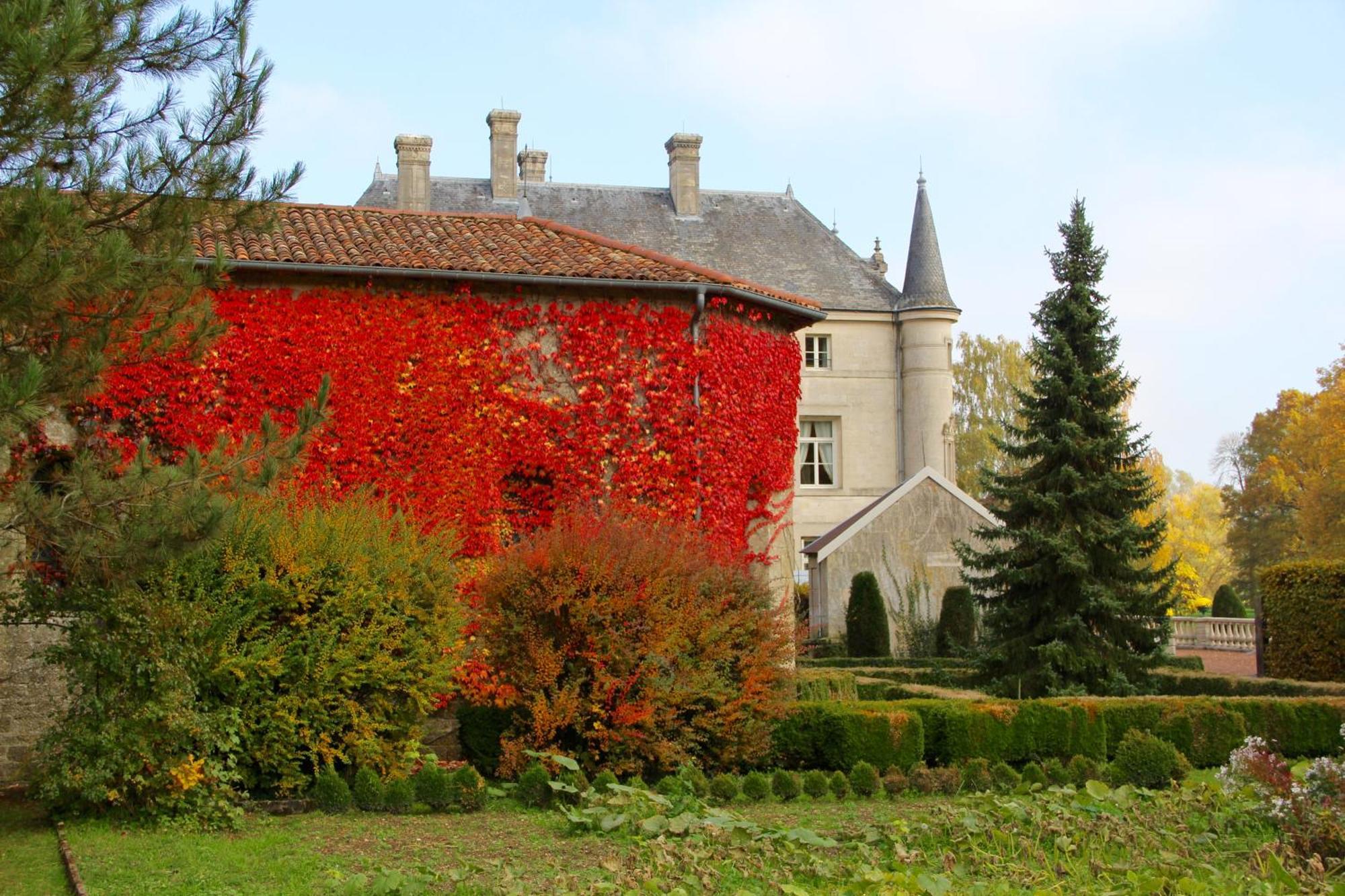 Chateau Des Monthairons Hotel Restaurant Gastromaison Spa Privatif Les Monthairons ภายนอก รูปภาพ